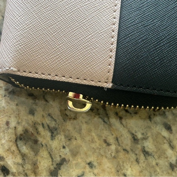 Kate Spade New York Cameron Street Lacey Leather Wallet - Picture 7 of 7